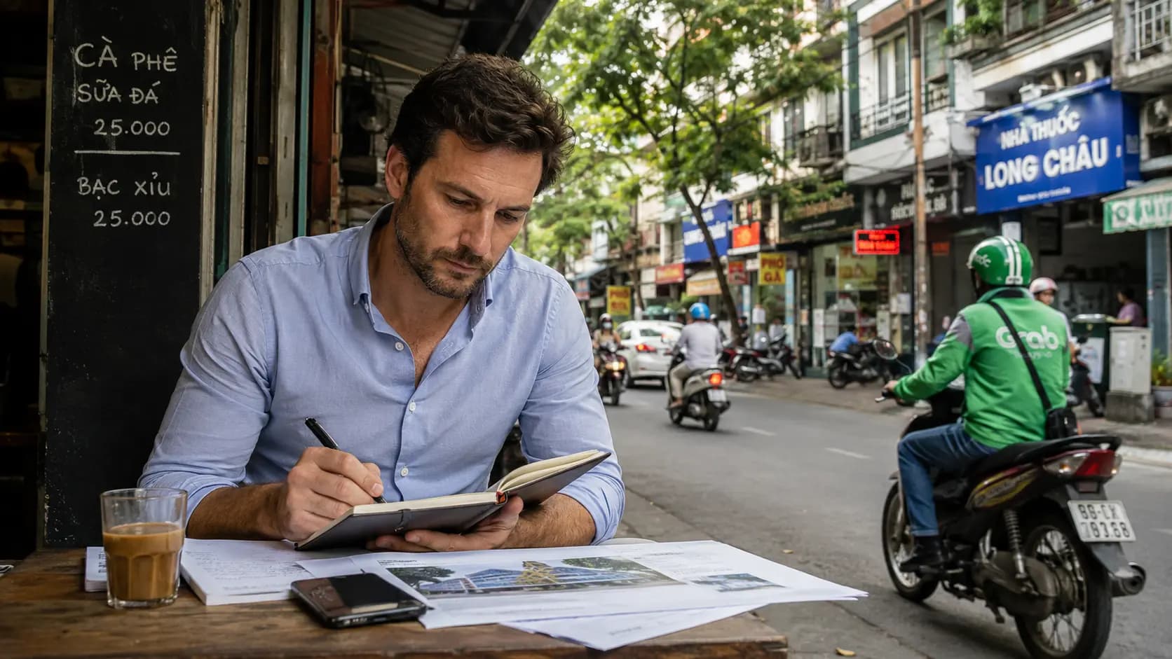 Entrepreneur étranger étudiant les secteurs d’activité autorisés et sensibles avant de créer une société au Vietnam.